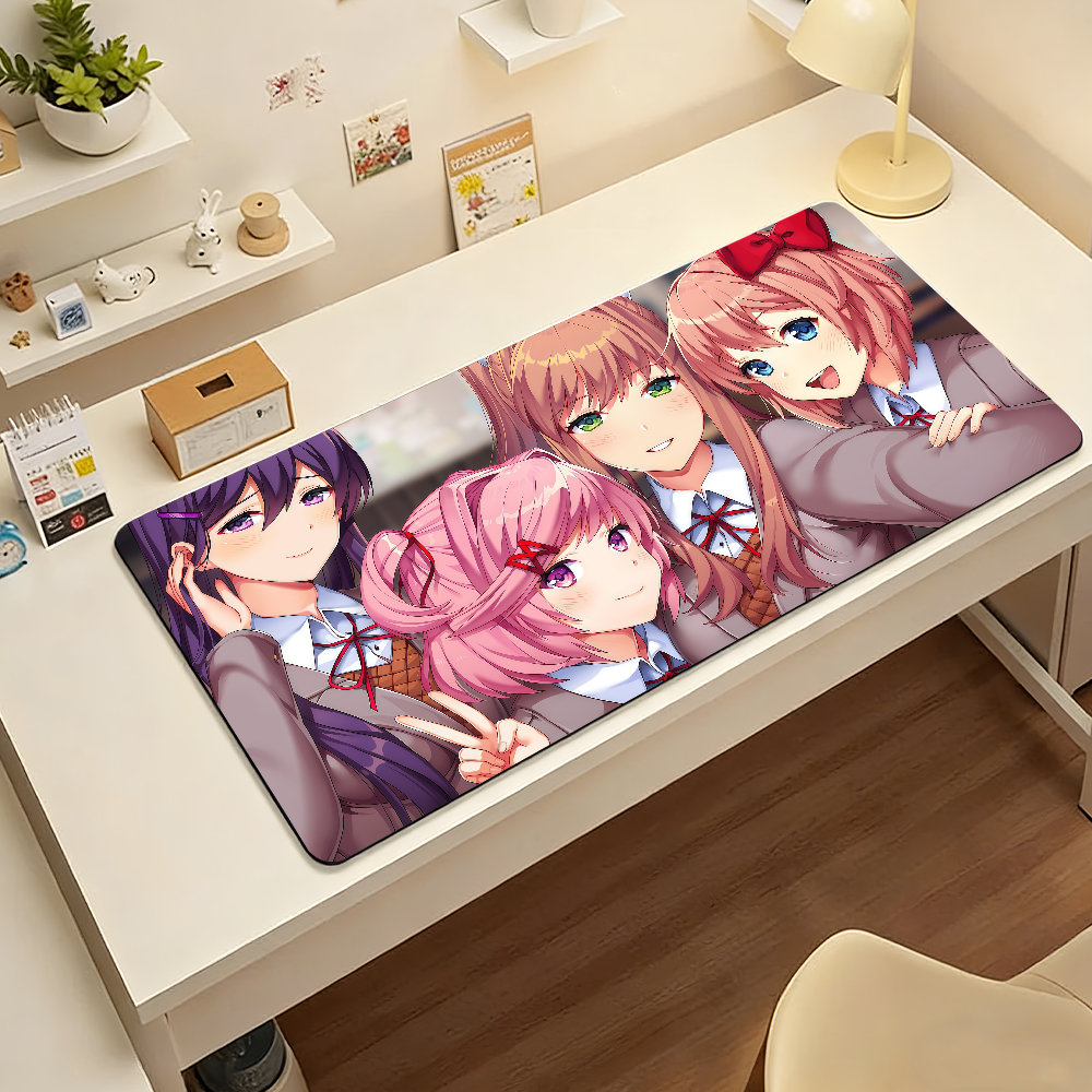 Cartoon Anime D-DDLC Mouse Pad - Gaming Keyboard Hand reseña y precio