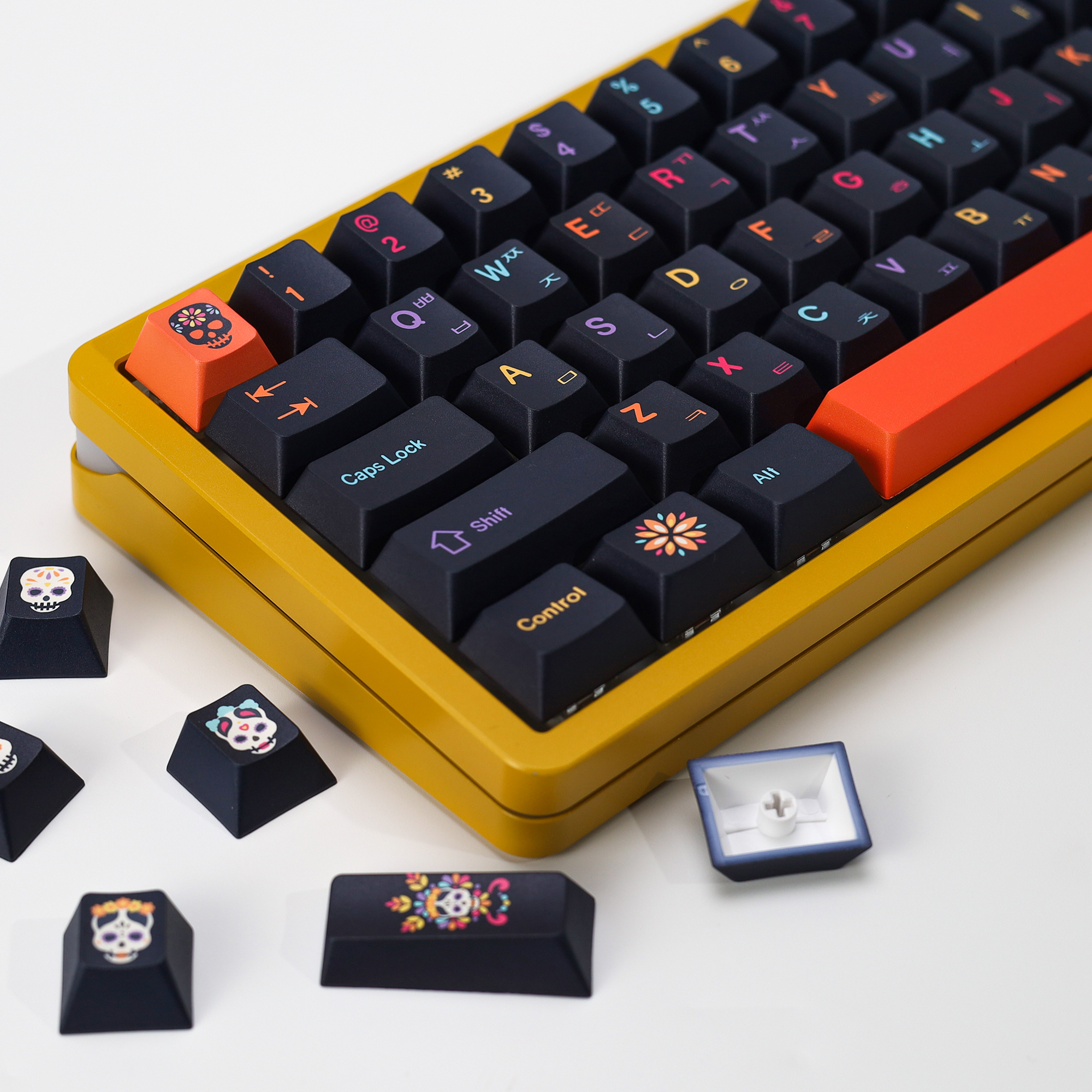 KBDiy GMK Mictlan Cherry Profi - Gaming Keyboard No Number Pad reseña y precio