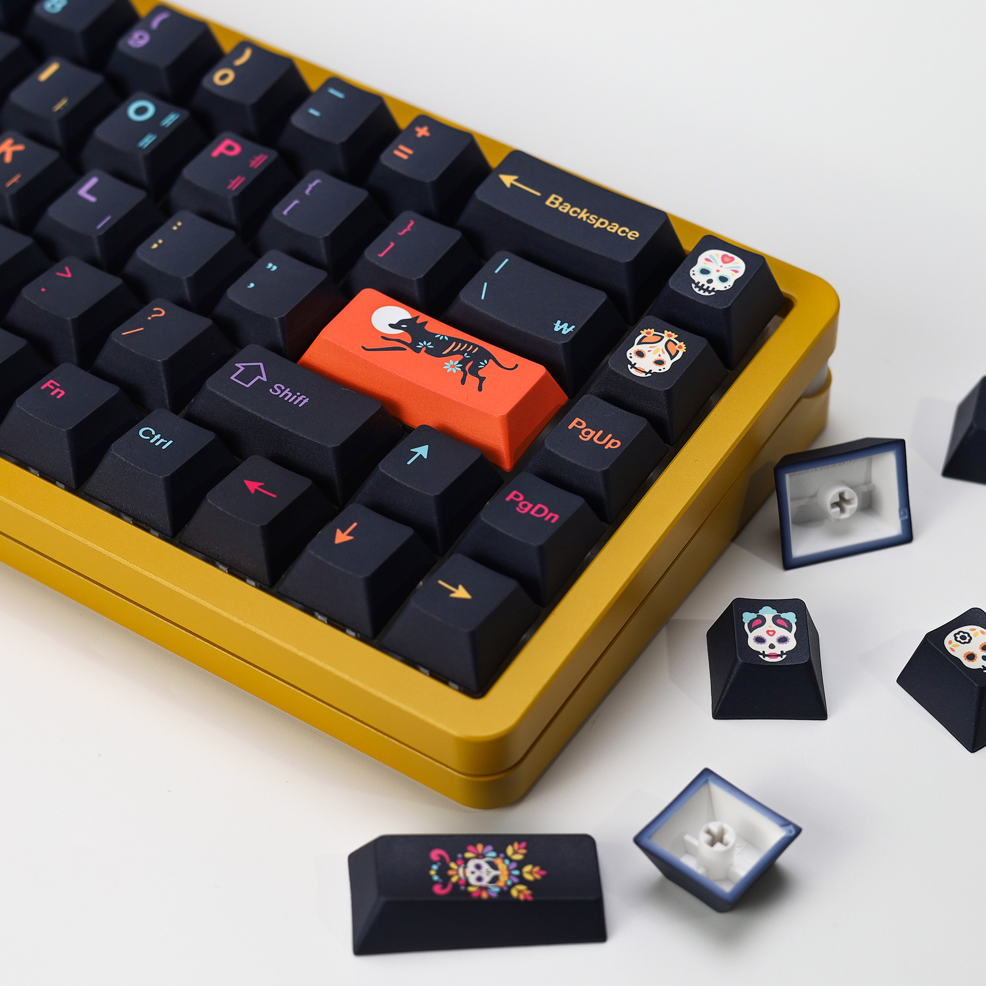 KBDiy GMK Mictlan Cherry Profi - Gaming Keyboard No Number Pad reseña y precio