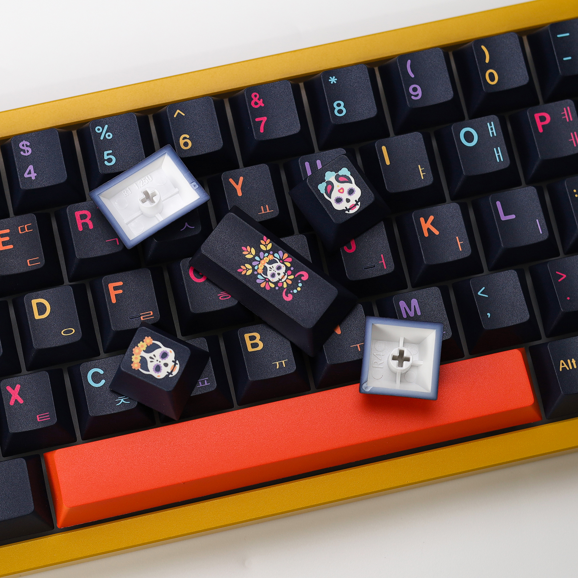 KBDiy GMK Mictlan Cherry Profi - Gaming Keyboard No Number Pad reseña y precio